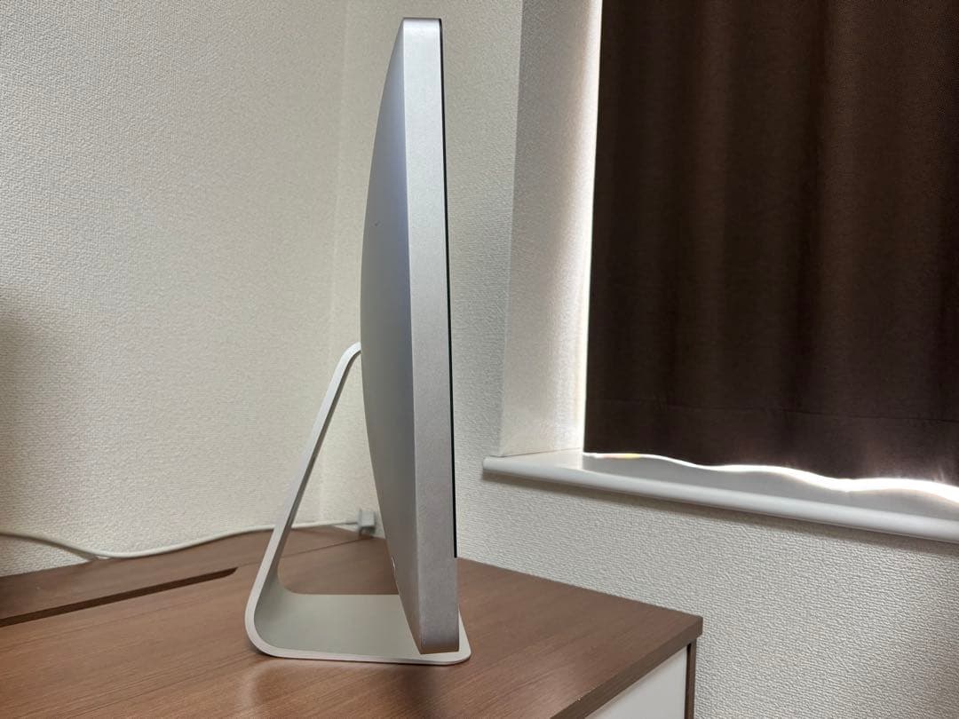 iMac 21.5 Mid2010 3.60GHz i5 12GB／2TB