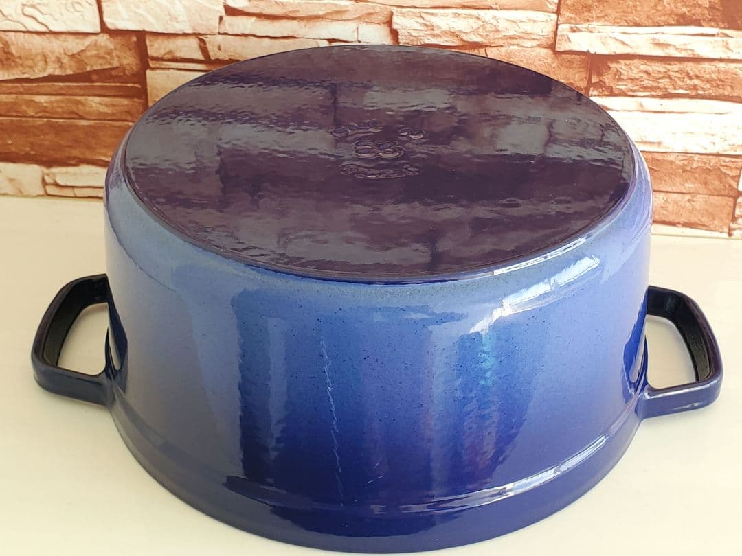 【美品/値下げ中】staub ピコ・ココット ラウンド ロイヤルブルー　ストウブ