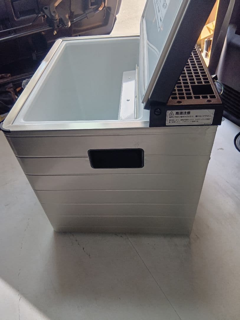 Dometic ポータブル冷蔵庫 約３１Ｌ