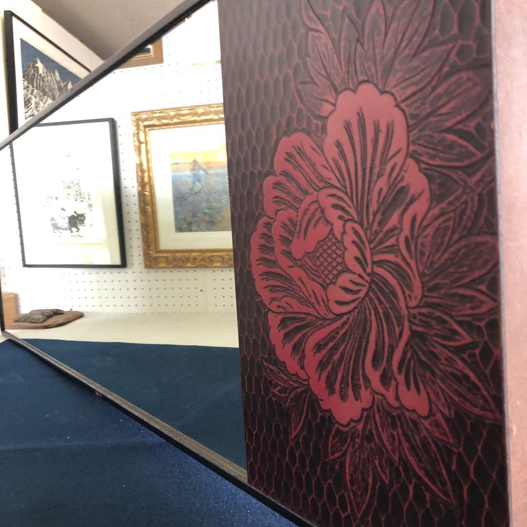 鎌倉彫の牡丹文姿見