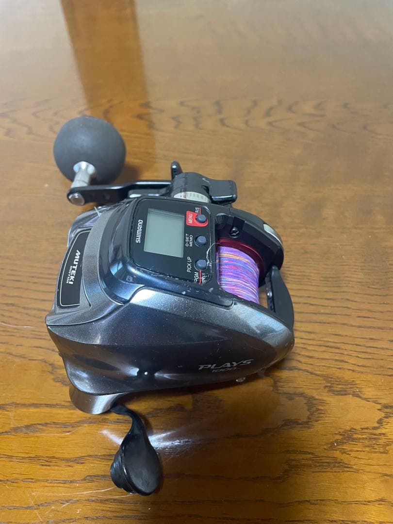 使用感も全く問題ないので、電動リールの初心者、予備には良いと思います。