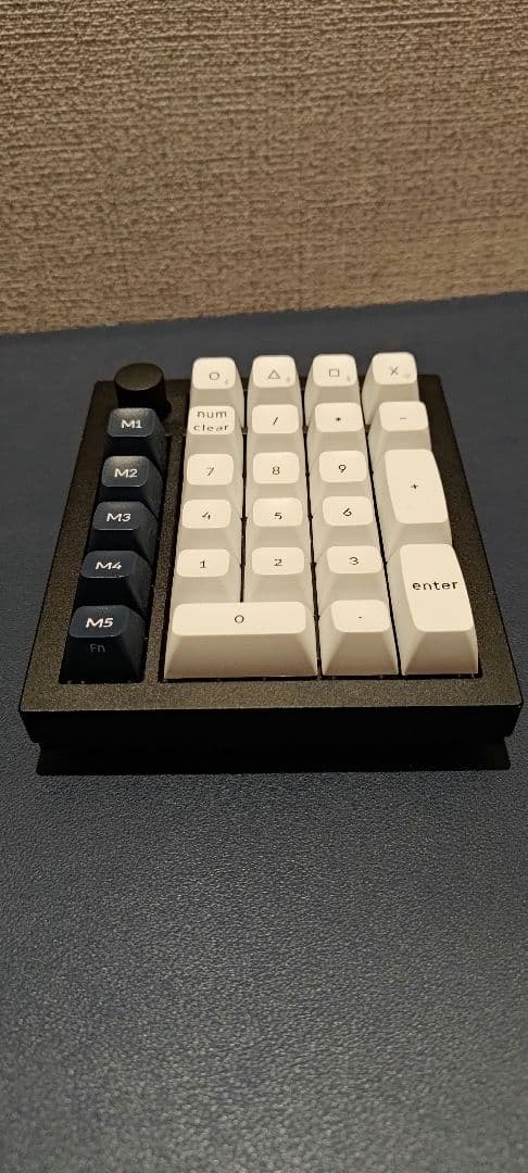 Keychronテンキー Q0 Max 茶軸 カーボンブラック
