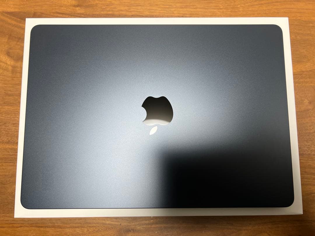 美品❗️MacBook Air 2022 M2チップ　ミッドナイト