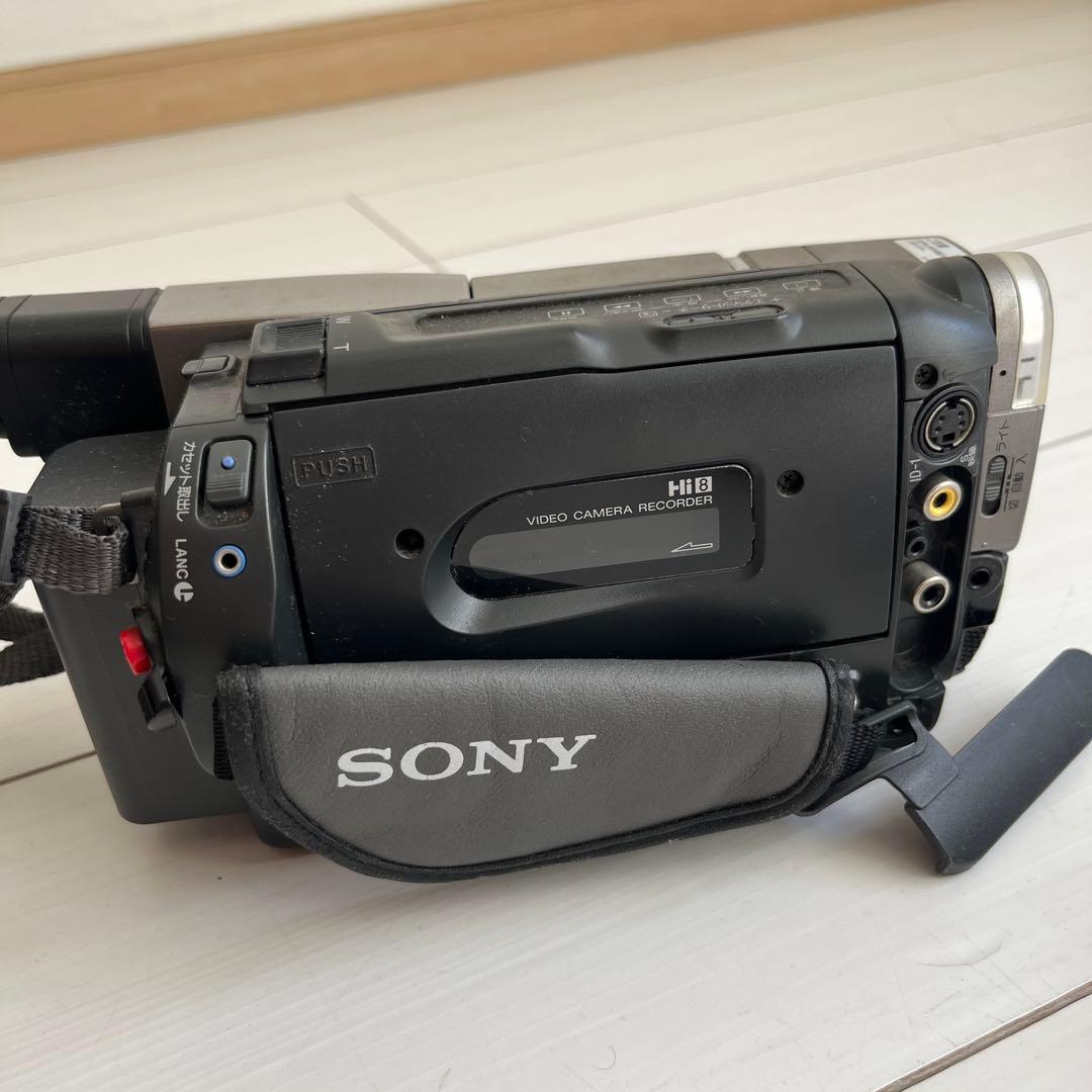 SONY ソニー　ハンディカムCCD-TRV80 Hi8
