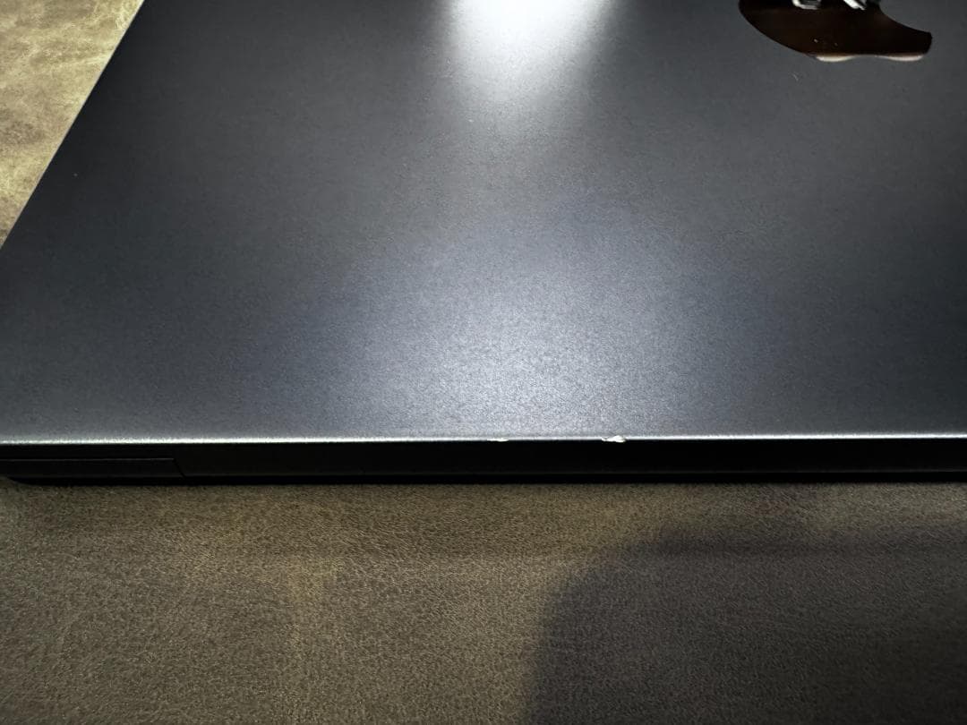 MacBook本体 MacBook Air M2 (2022) 16GB