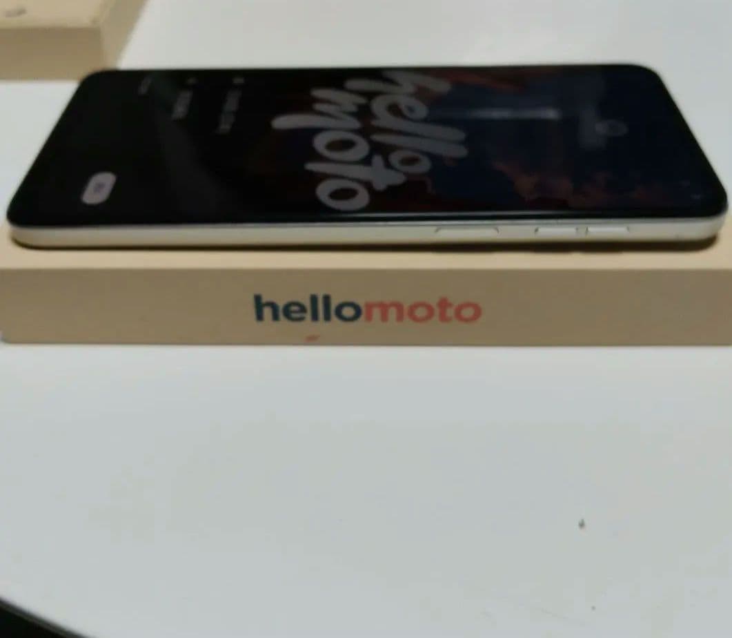 【美品】Motorola moto g 64y 5G 本体