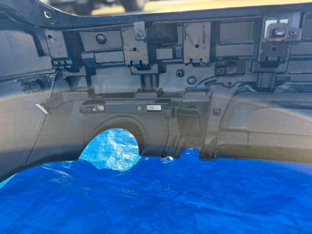 フォードエクスプローラーリアバンパー2012パーキングセンサー付き