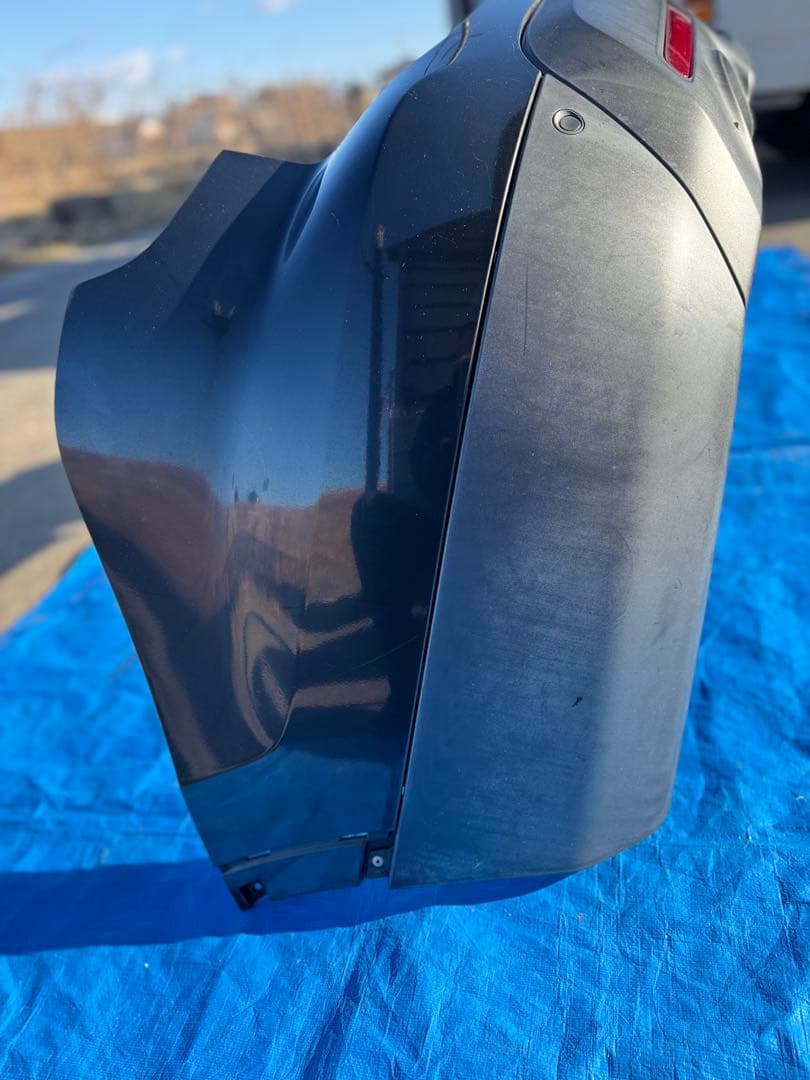 フォードエクスプローラーリアバンパー2012パーキングセンサー付き