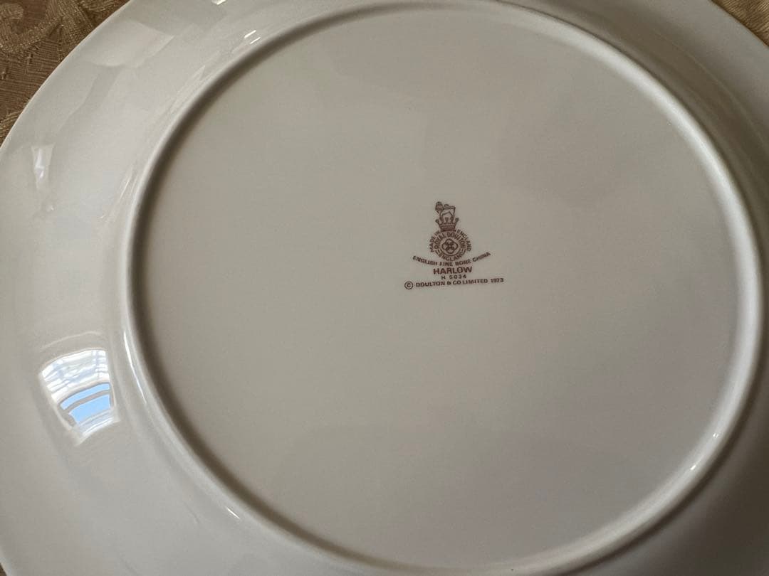 ロイヤルドルトン Harlow 食器セット