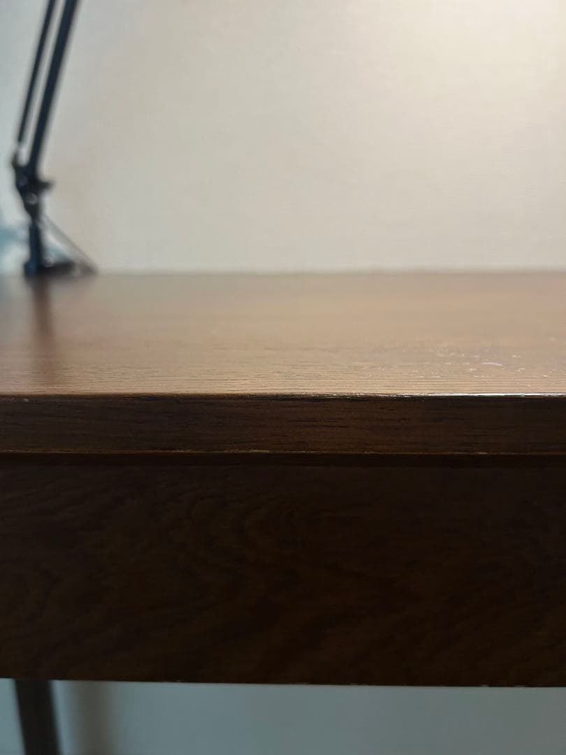 ケユカ　机　ライト付き