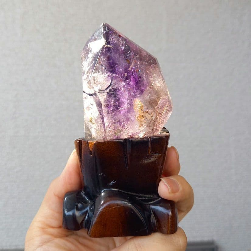 水入り水晶★スーパーセブン原石◼️台座付　C