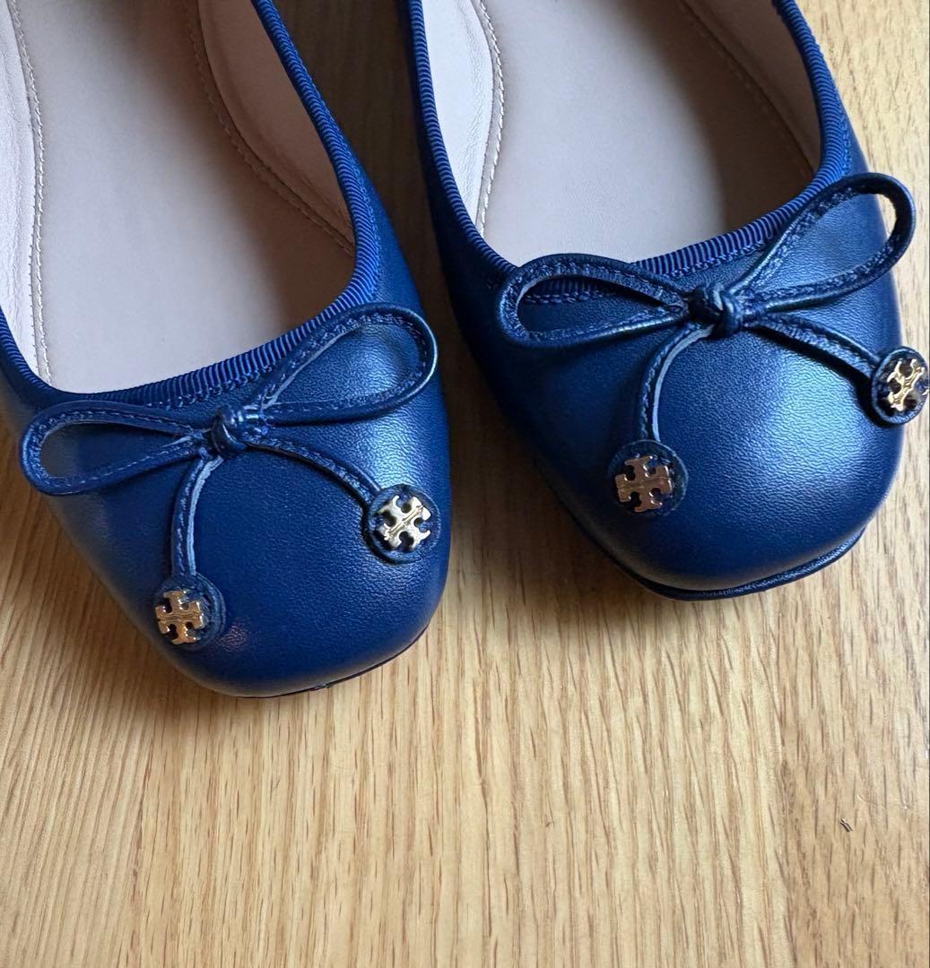 TORY BURCH ネイビー フラットシューズ