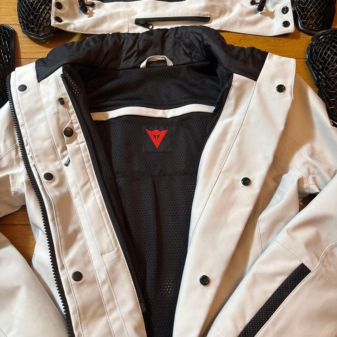 DAINESEレディースジャケット