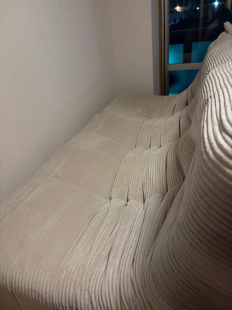 ロゼトーゴ風　三人掛けソファー　1万円値引き中