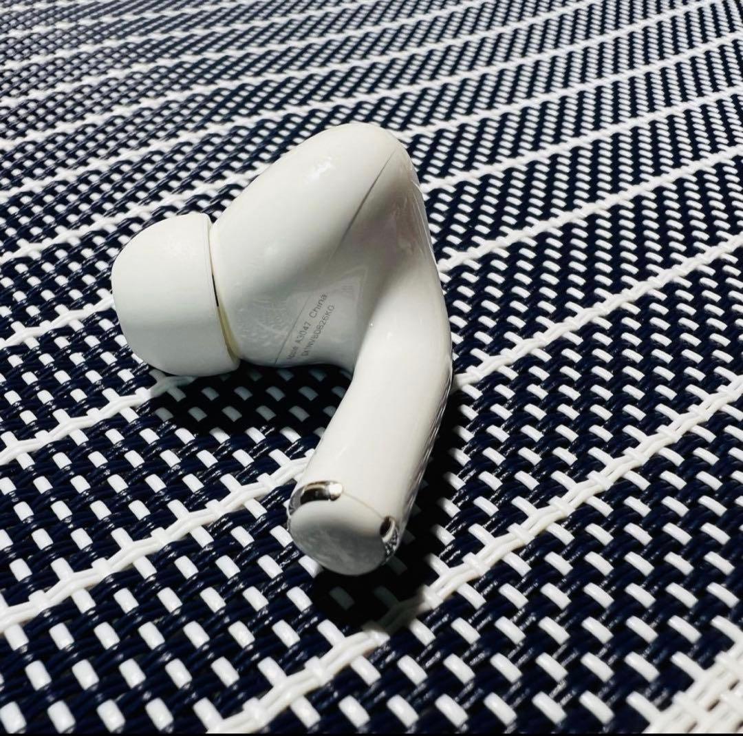 Airpods Pro 第2世代　右耳のみ　右イヤホン　プロ２ A3048