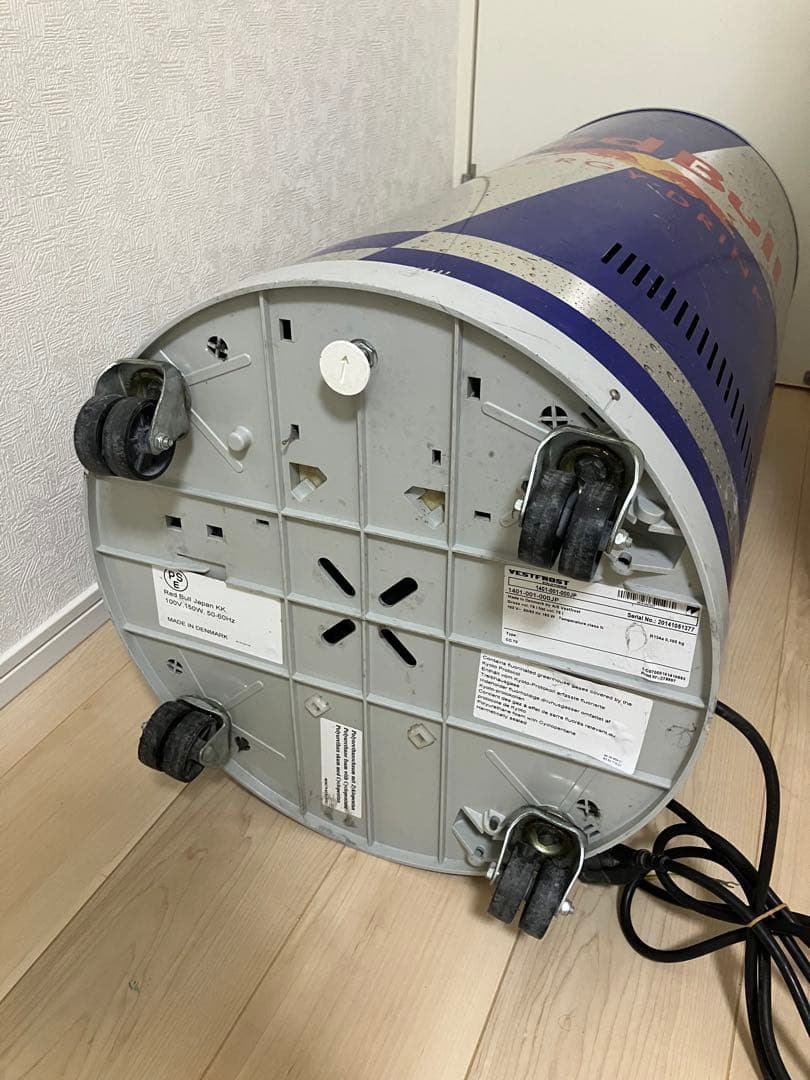 【激レア非売品/送料込】Red Bull レッドブル　冷蔵庫　ジャンク