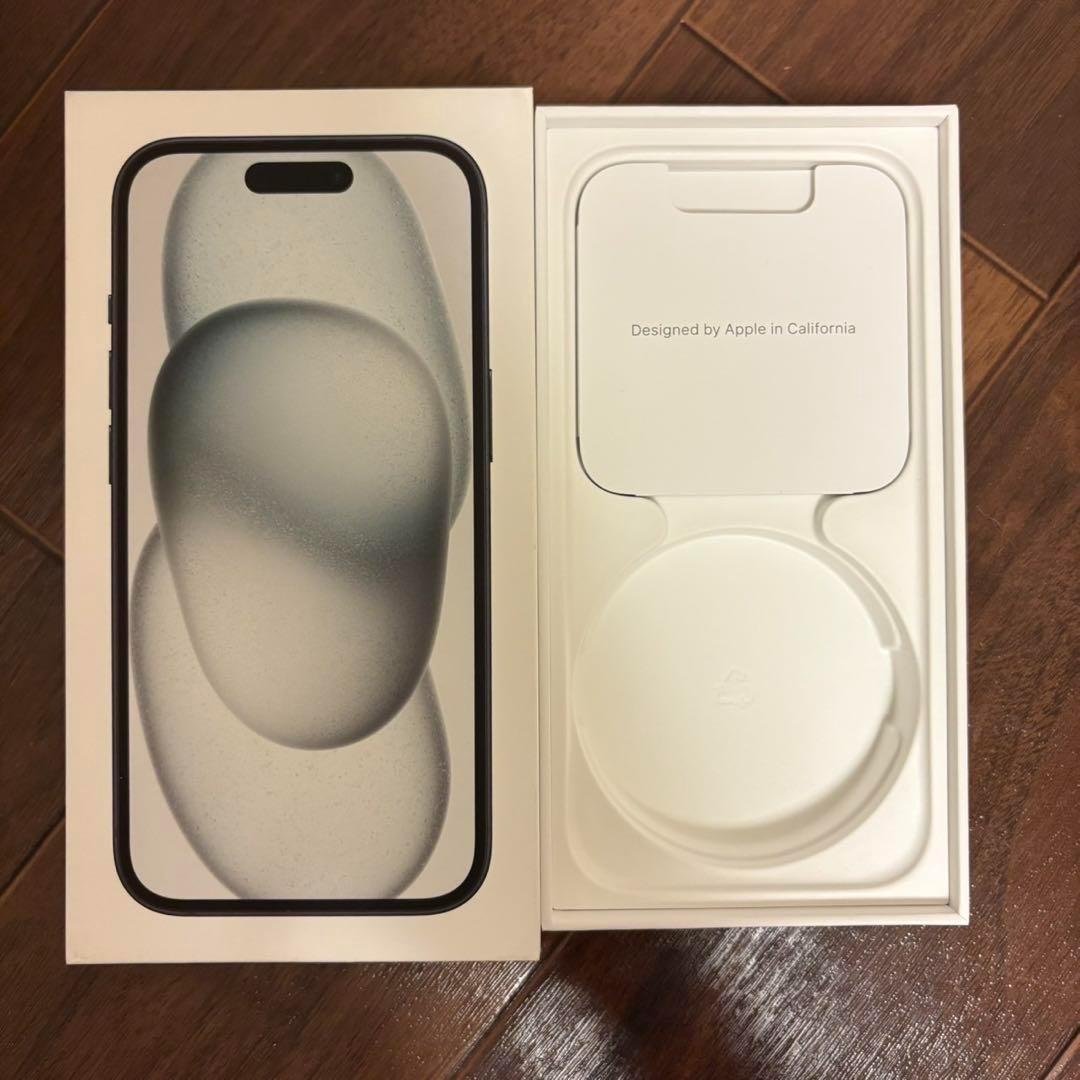 【基本動作OK】iPhone15 ブラック　SIMフリー　256GB