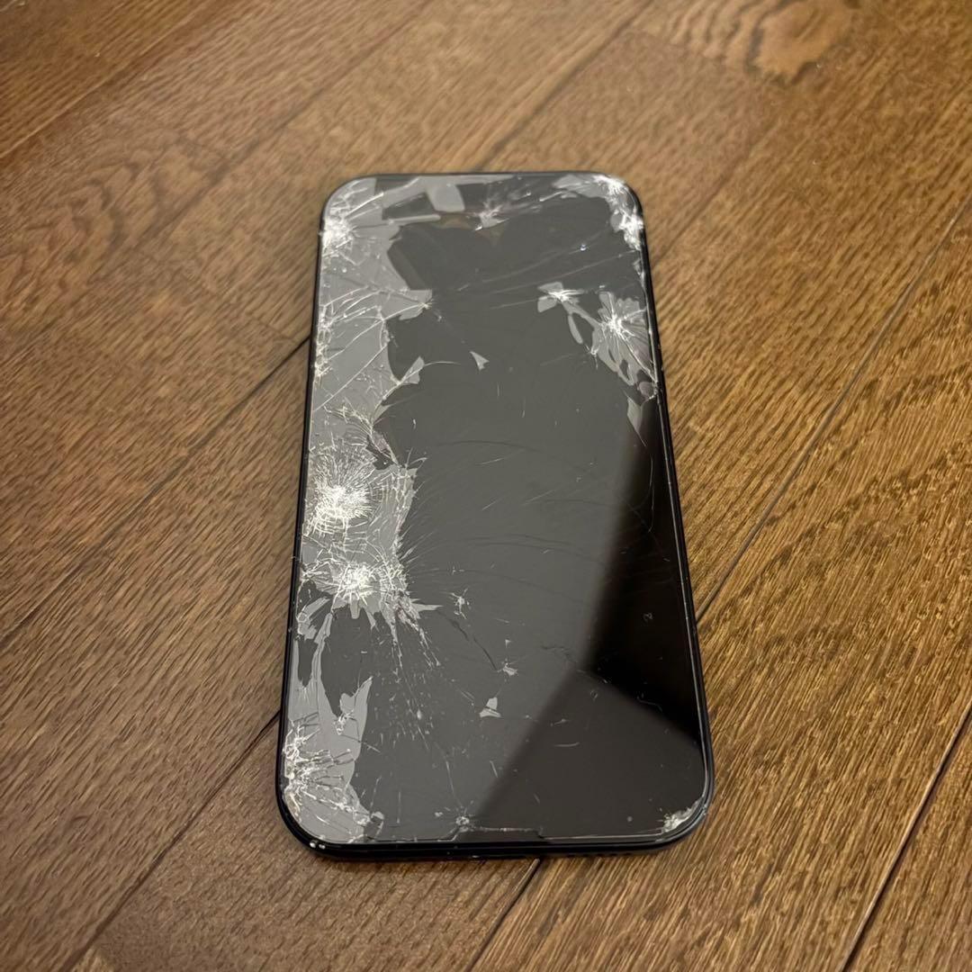【基本動作OK】iPhone15 ブラック　SIMフリー　256GB