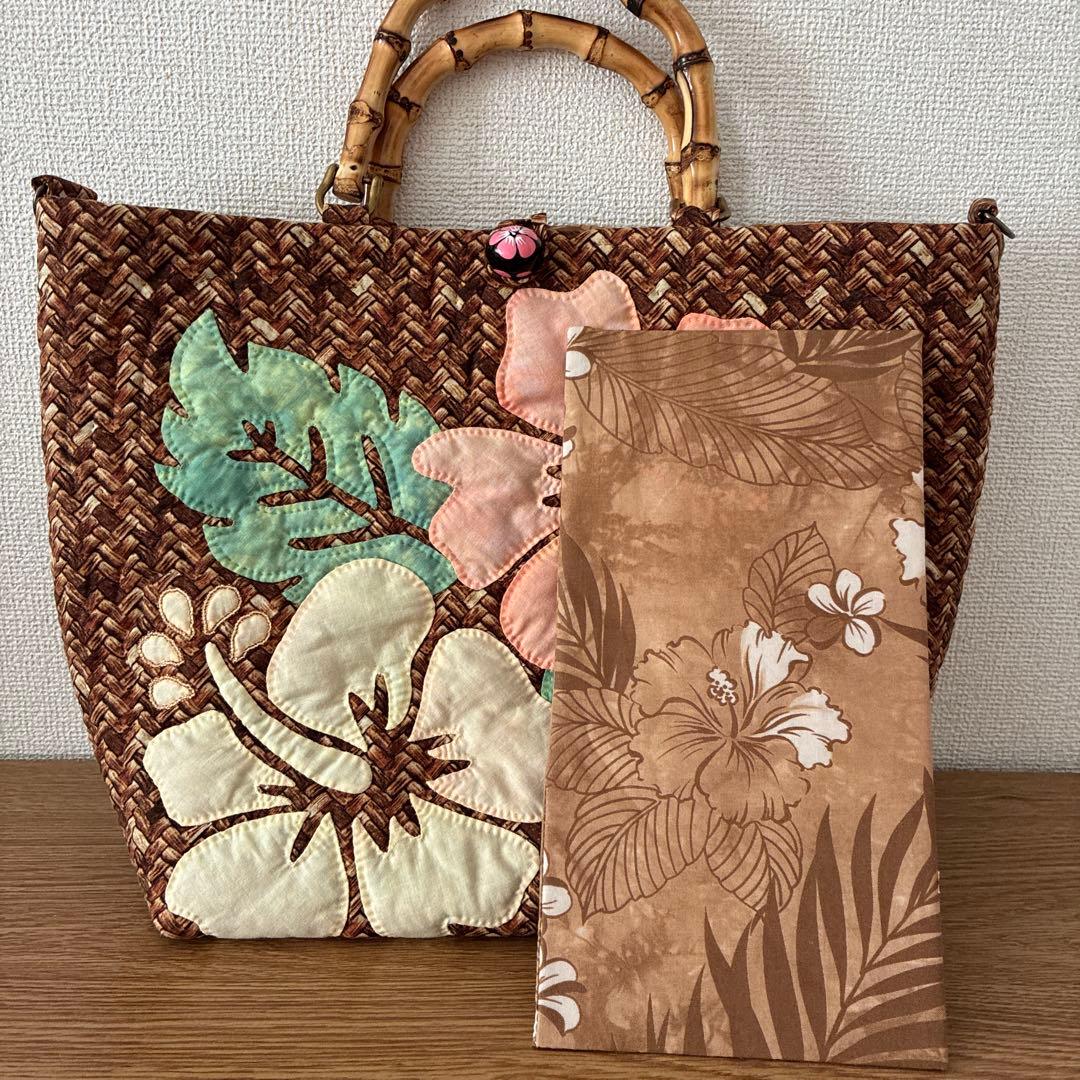 ハワイアンキルトバッグ　ハイビスカス