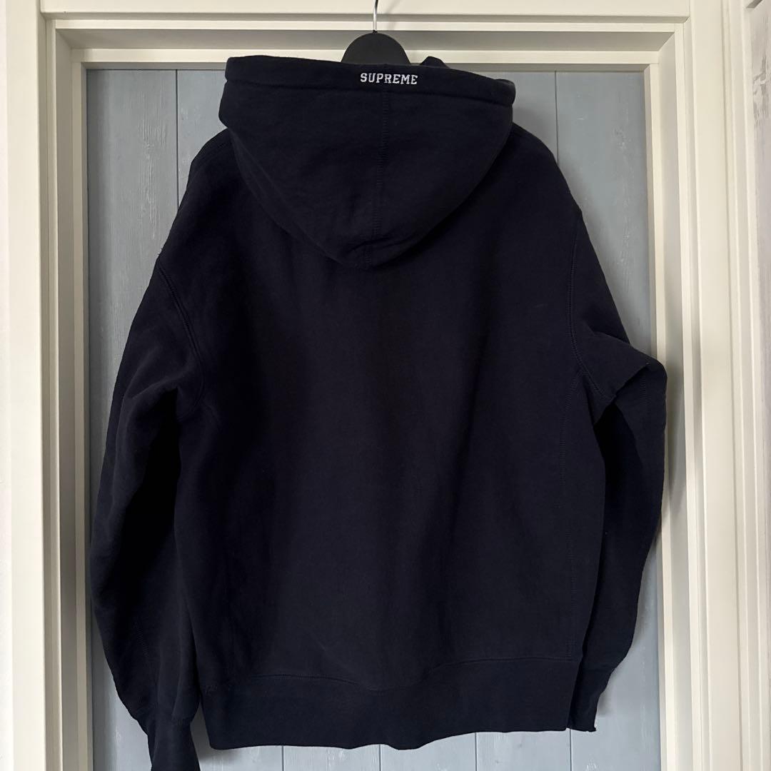 supreme シュプリーム スモールボックス Sロゴパーカー