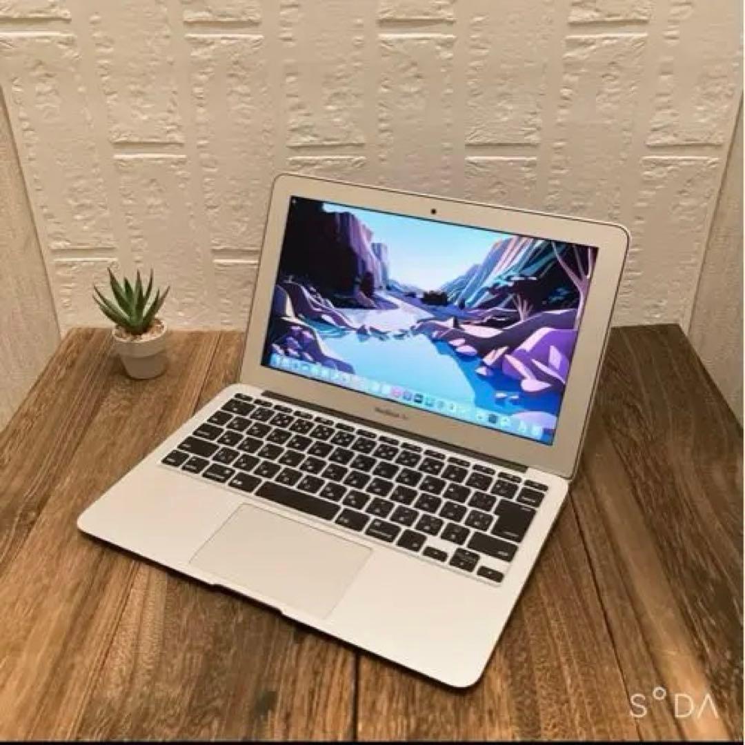 【中古】Apple Macbook Air Intel Core i5