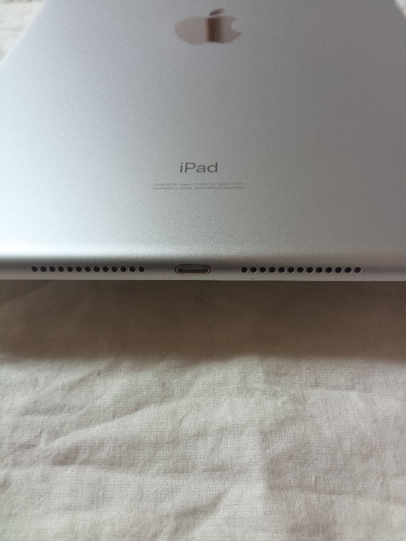 超美品 iPad 第7世代 バッテリー85%