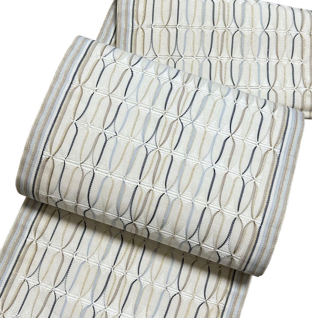 AA19美品袋帯 六通柄 金糸　ひなや工房の織り模様　洒落袋帯 正絹 着物