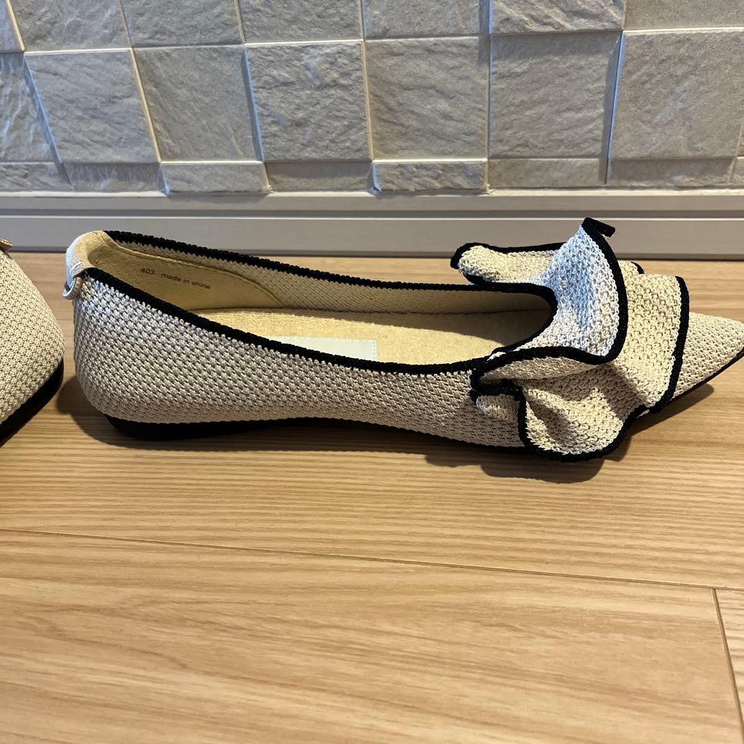 Offen フリルパンプス　ベージュ　黒　40 フラットシューズ