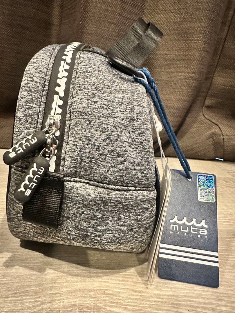 muta グレー ポーチ