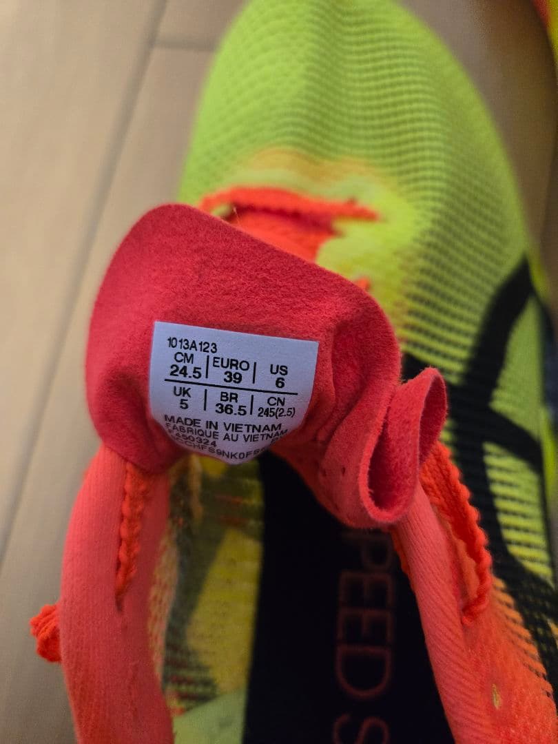 ASICS SPEED SKY PARIS　24.5cm