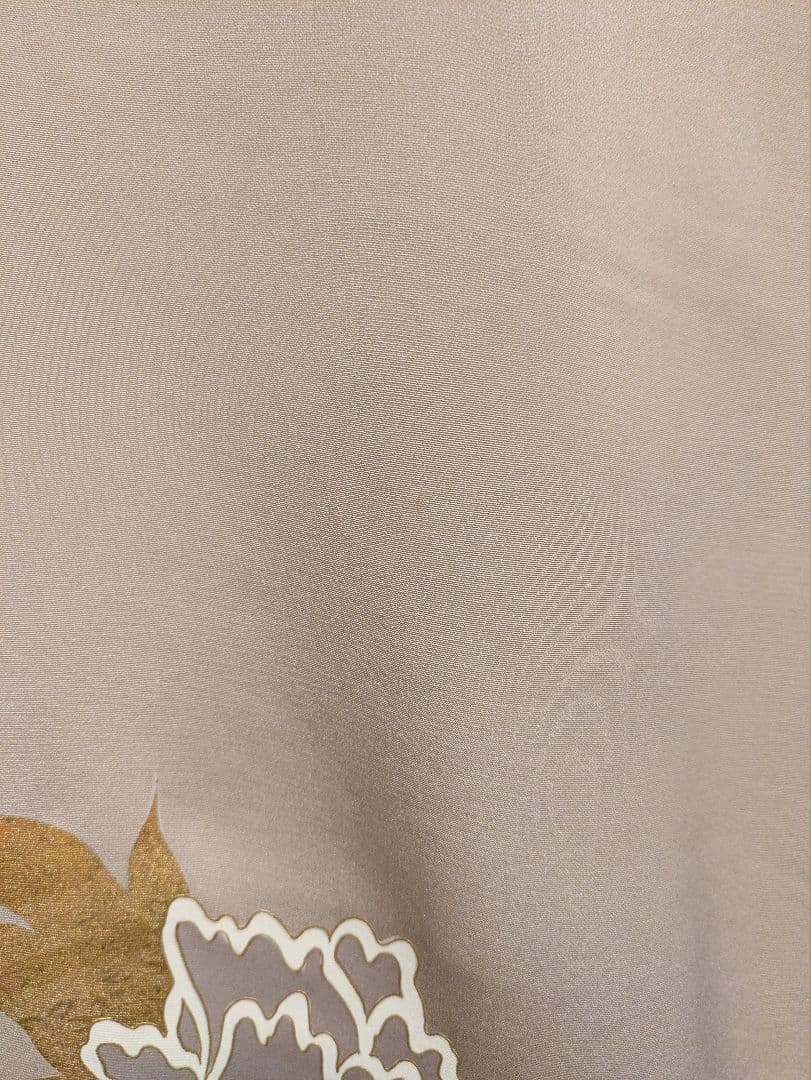 千總謹製！色留袖 ベージュ 花柄