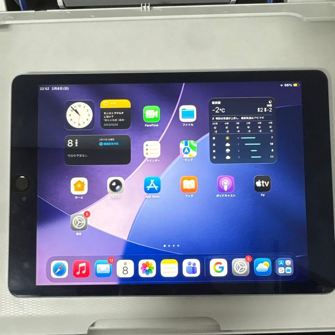 値下げ交渉可！Apple iPad 第9世代　シルバー 本体　箱、ケース、ペン付