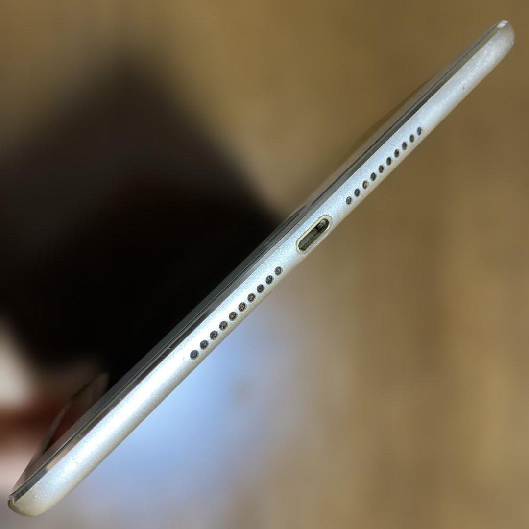 Apple iPad mini4 128GB ゴールド　本体