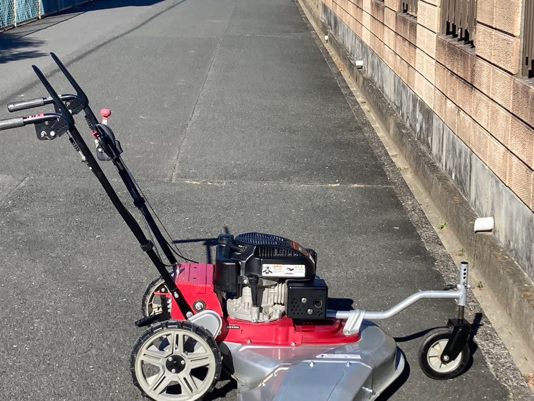 自走式エンジン草刈り機(静岡県、愛知県限定販売)