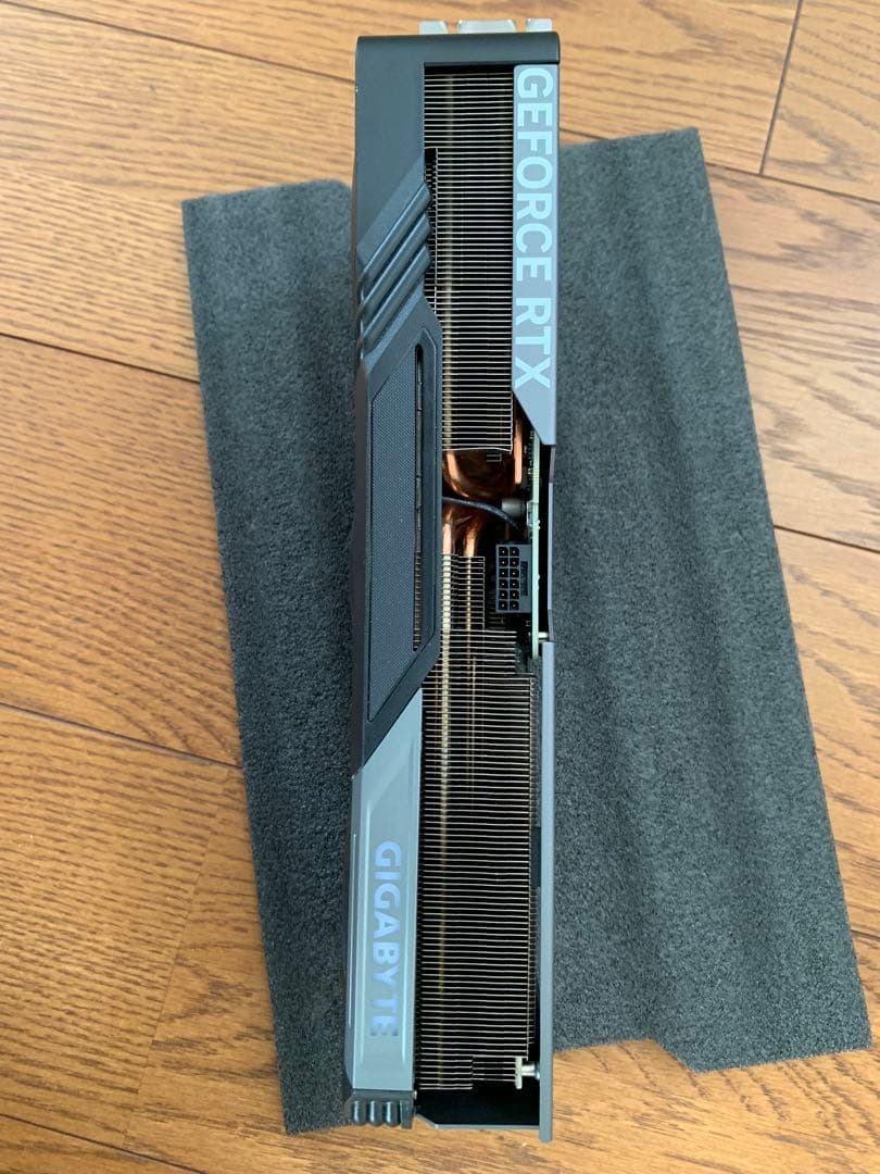 グラフィックボード・グラボ・ビデオカード GIGABYTE GEFORCE RTX 4070 SUPER OC