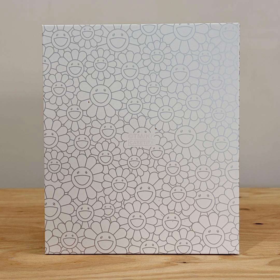 イヤホン TAKASHI MURAKAMI x CASETiFY: MR. DOB