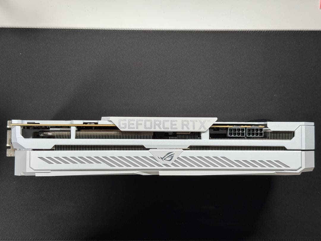 グラフィックボード・グラボ・ビデオカード ROG STRIX RTX3070 White Edition OC 8GB