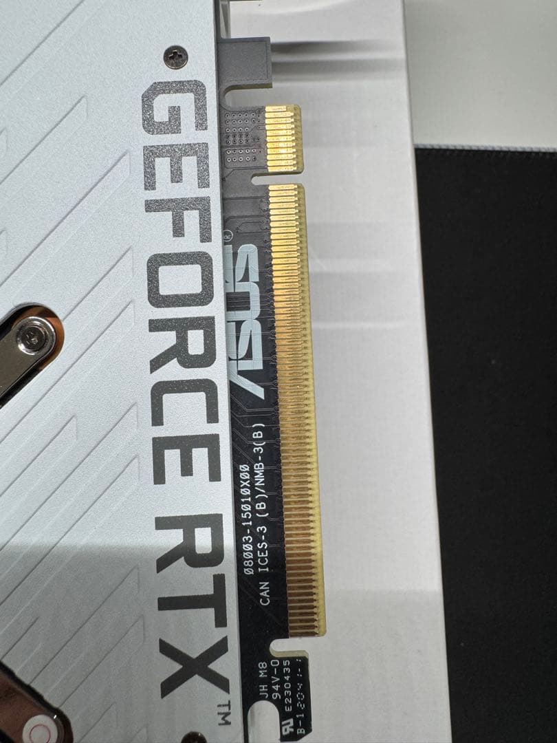 グラフィックボード・グラボ・ビデオカード ROG STRIX RTX3070 White Edition OC 8GB