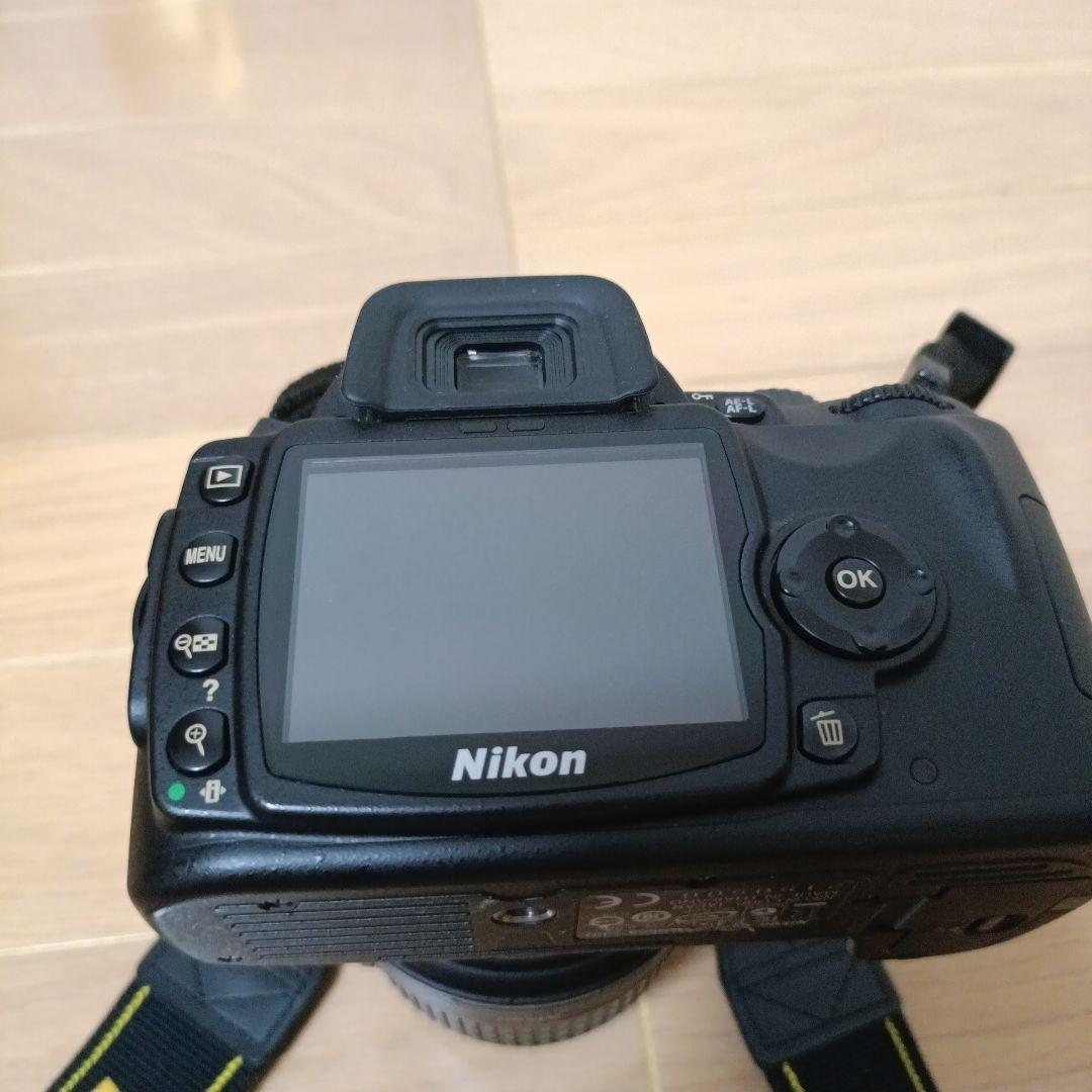 ニコン D60 + AF-S ニッコール 18-55mm