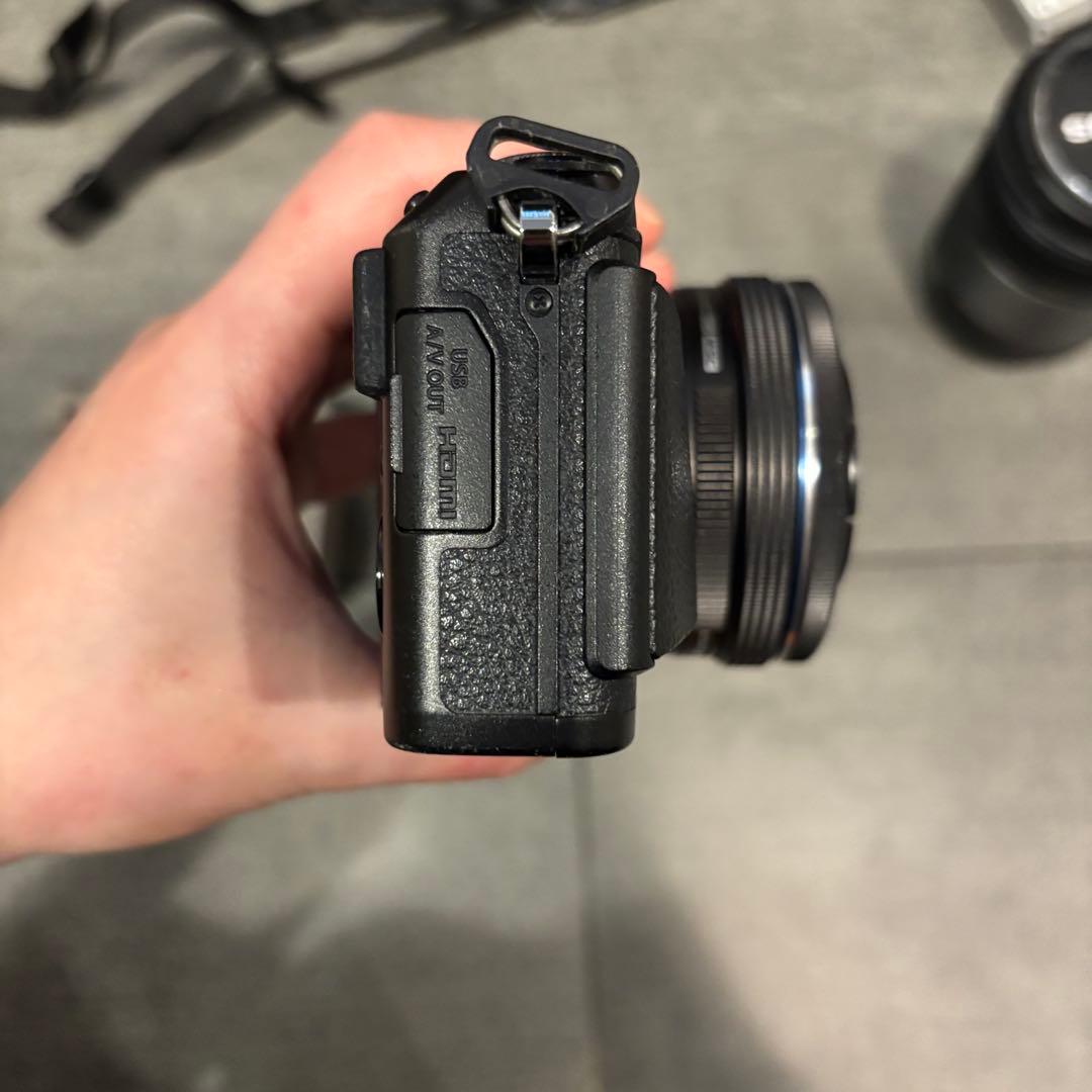 【2レンズ付】OLYMPUS PEN Lite E-PL7 ミラーレス一眼