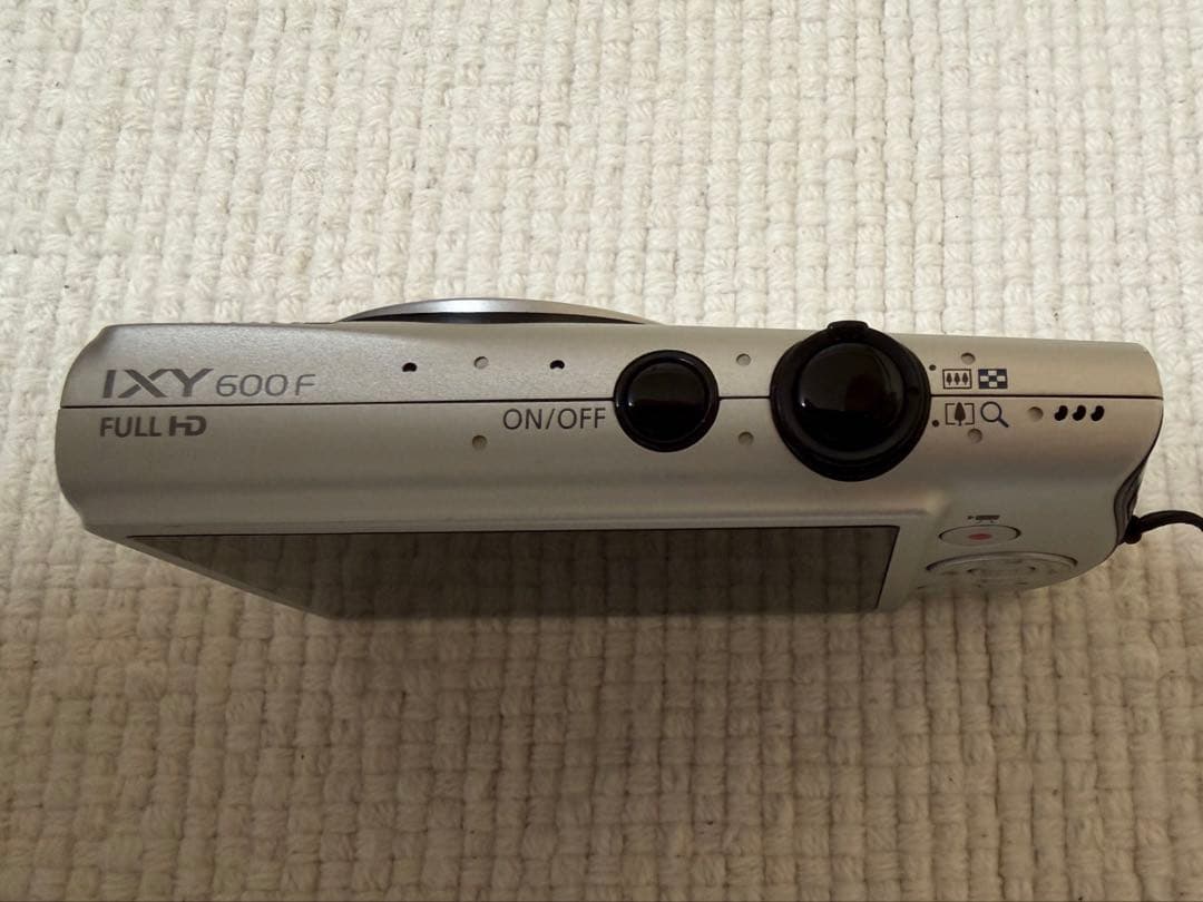 uuさん専用Canon デジタルカメラ IXY600F シルバー IXY600F