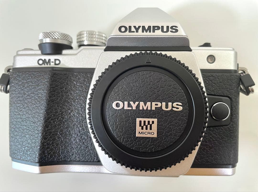 OLYMPUS OM-D E-M10 MarkII EZダブルズームキット