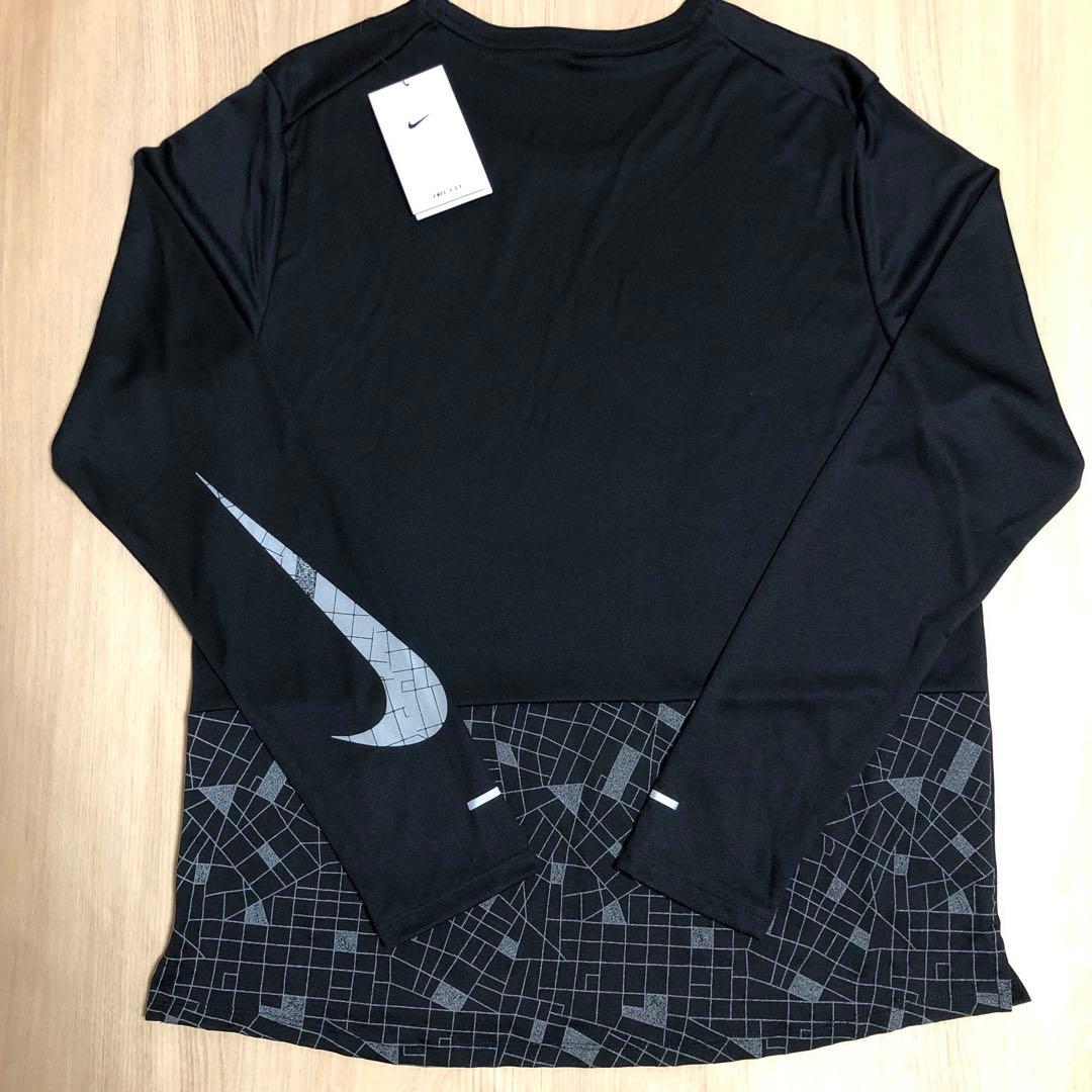 「新品」NIKE ディビジョン 上下セットアップ