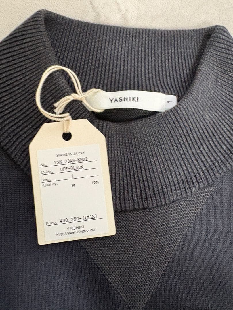 YASHIKI【23AW】Akisora Mock Neck Knit