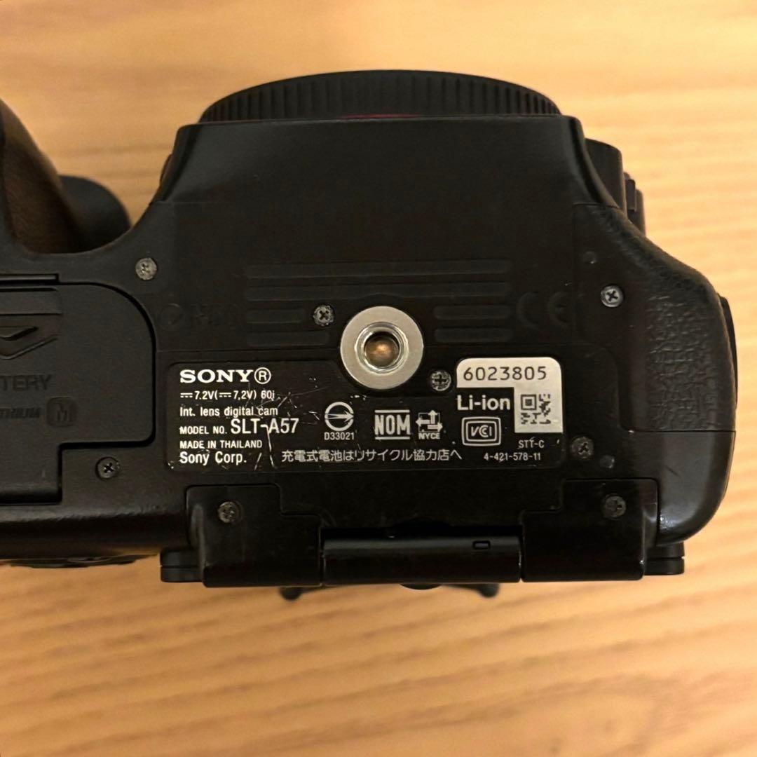 美品　SONY α57 デジタル一眼カメラ