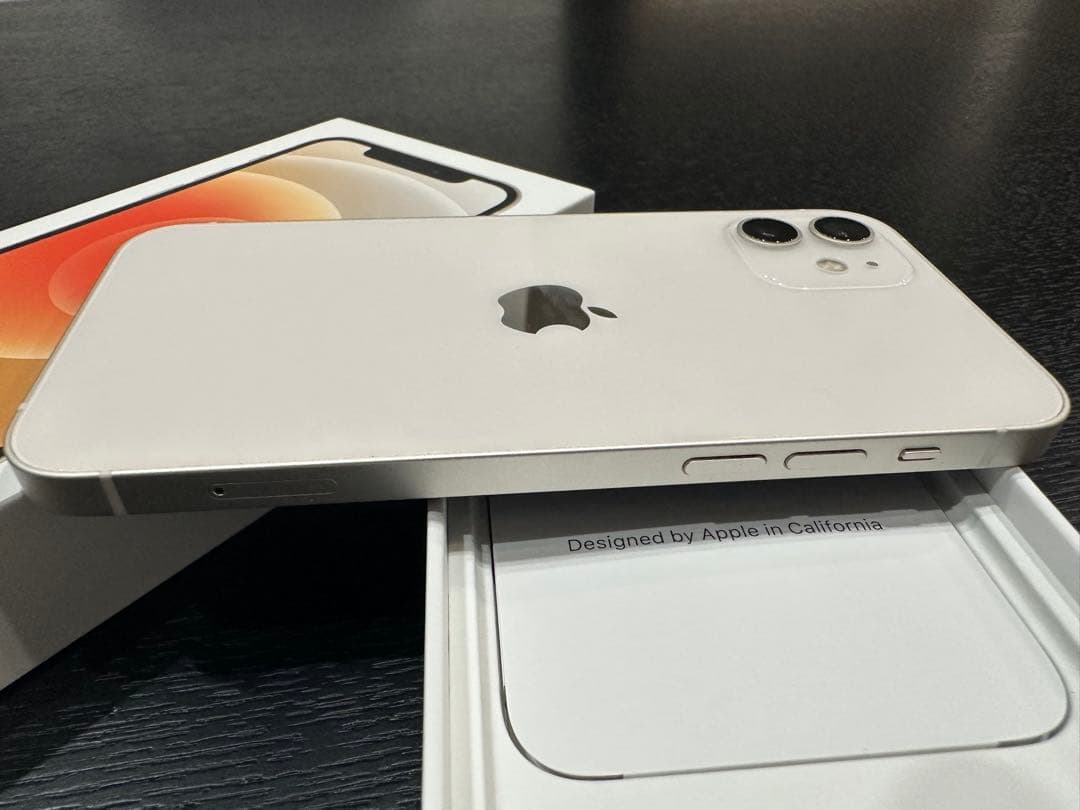 Apple iPhone 12 ホワイト 64GB 本体 充電ケーブル付き