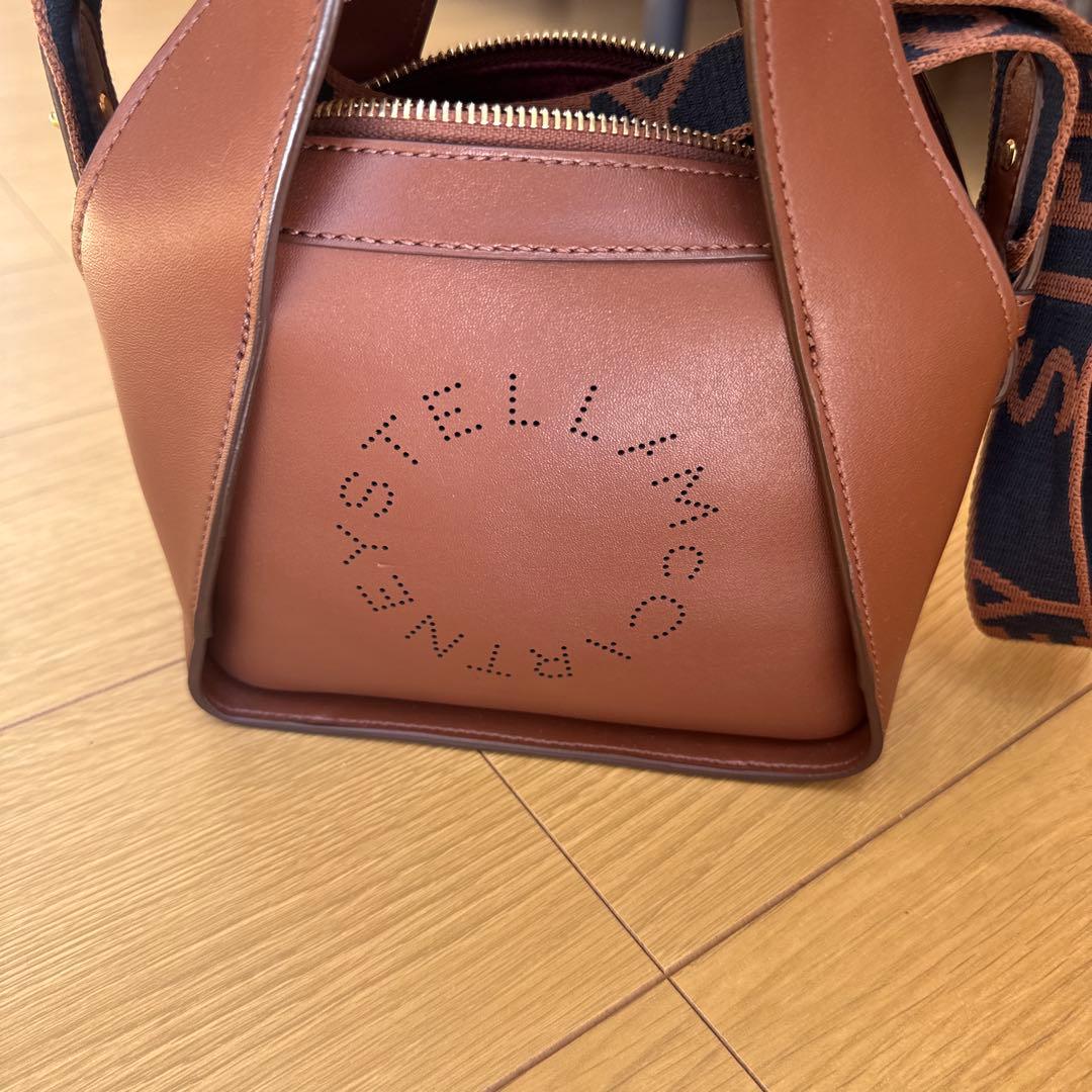 STELLA McCARTNEY ブラウンショルダーバッグ