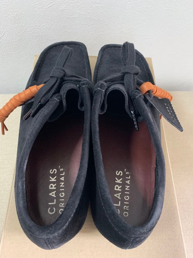 CLARKS ワラビー ブラックスエード　モカシン