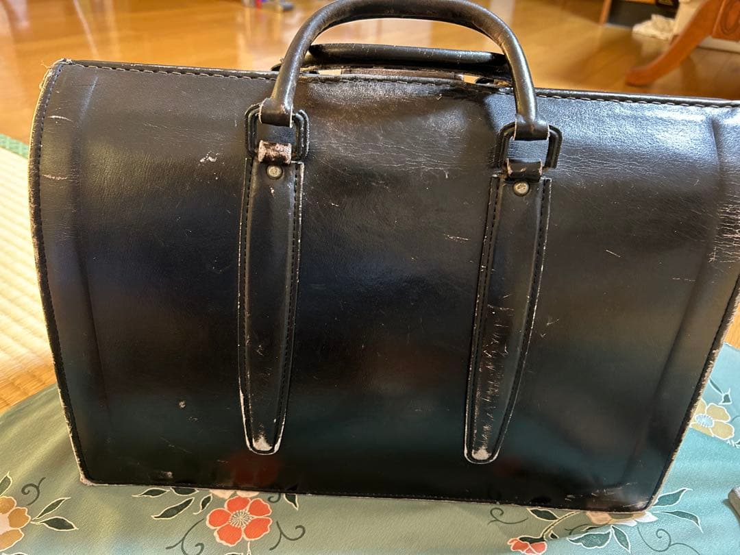 医療用レザーカバン 聴診器、アネロイド式血圧計等付き