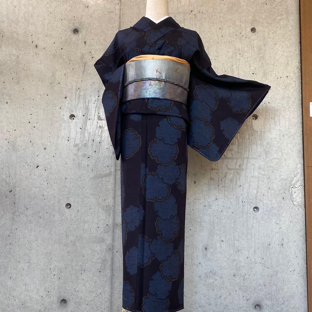 正絹　結城紬　雪輪柄　黒、青、黄色　袷